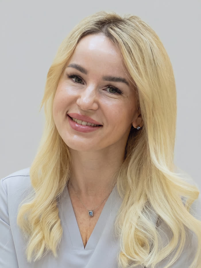 Dr. Victoria Shustova